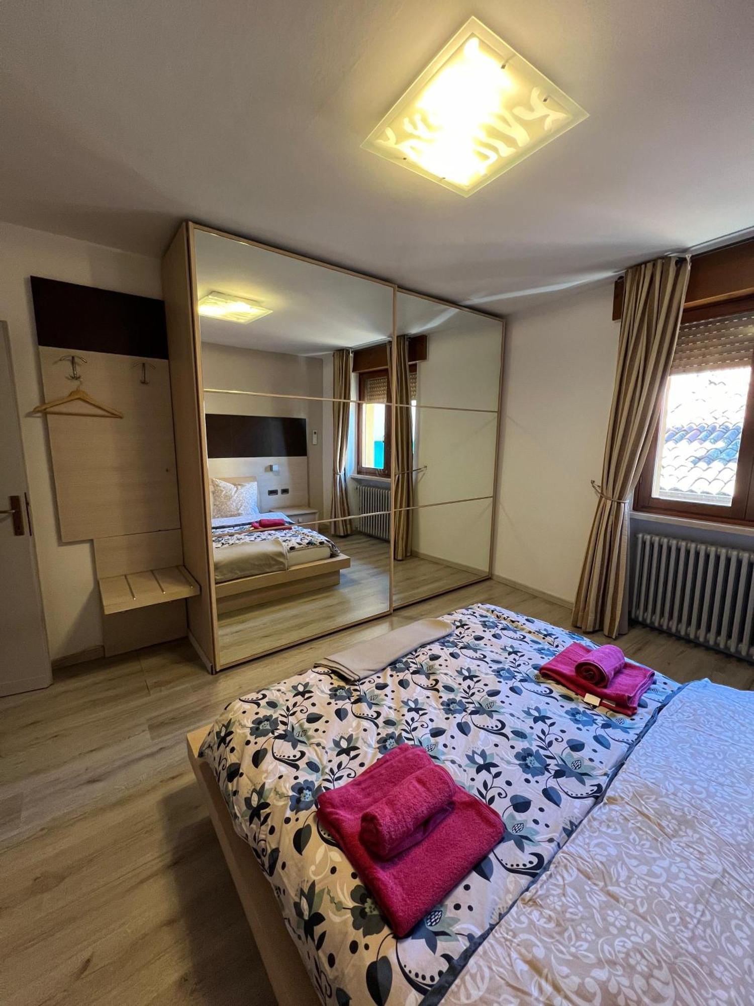 B&B Al Vittoriale Da Maja 가르도네리비에라 외부 사진