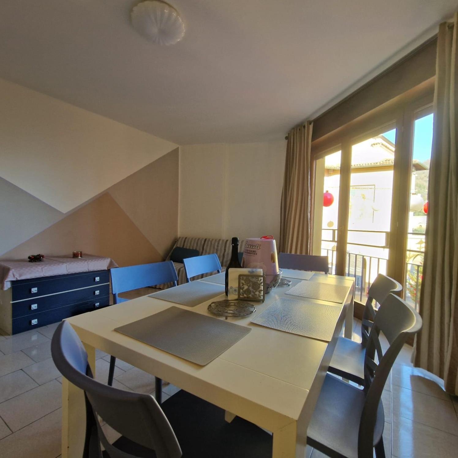 B&B Al Vittoriale Da Maja 가르도네리비에라 외부 사진
